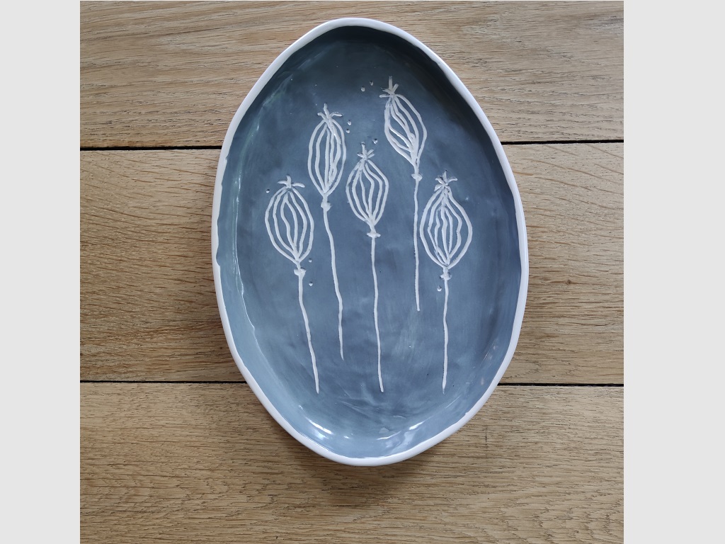 Oval platter 'Poppy',  L 24cm x W16,5cm